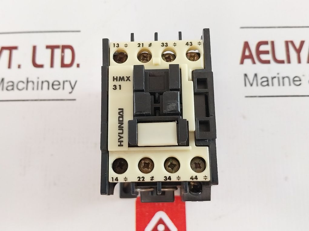 Hyundai Hmx 31 Control Relay