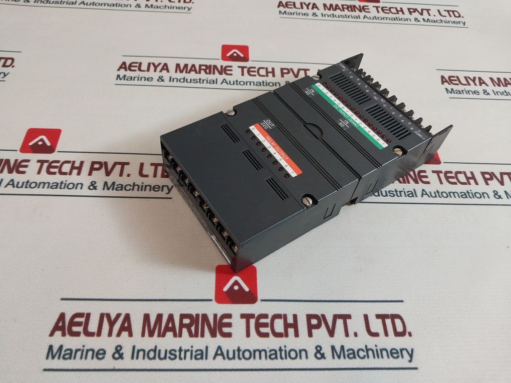 Idec Izumi Pfj-t081U 8-relay Output Unit 2A