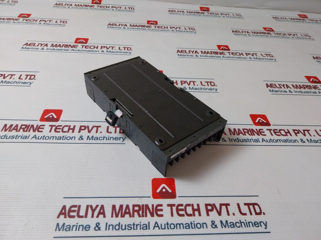 Idec Izumi Pfj-t162Cu Transistor Input/Output Unit Pfj-n162U 12-28 Vdc