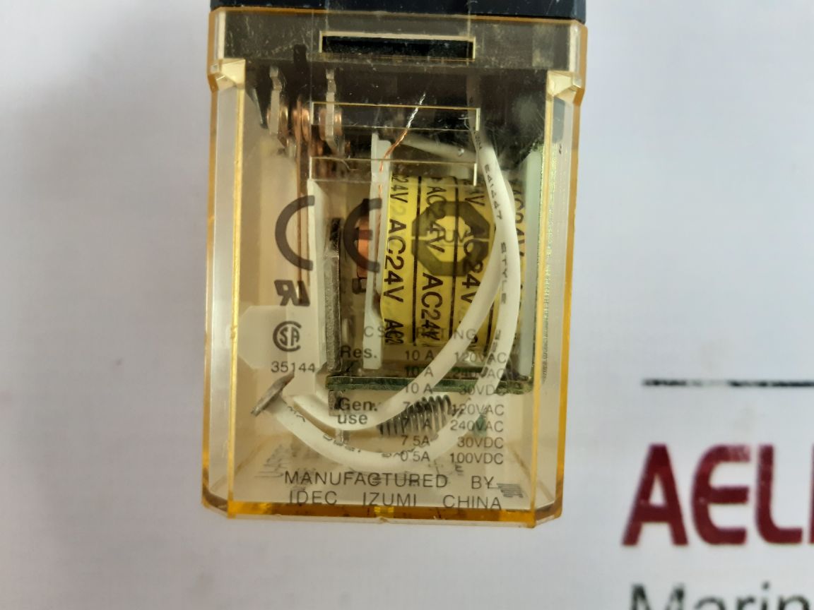 Idec Rr3Pa-u Relay Ac24V 5060Hz