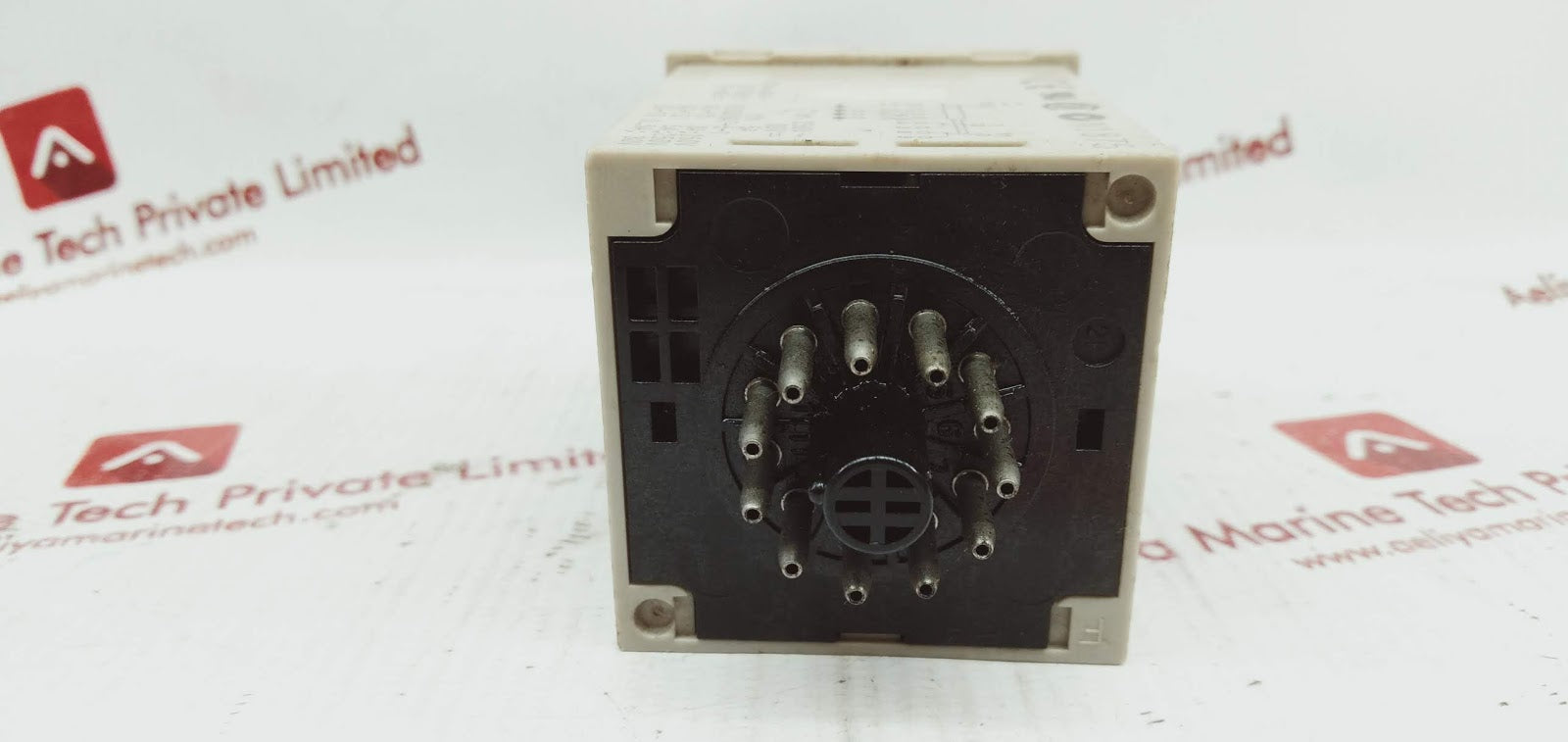 Omron h3cr-a timer 50/60hz