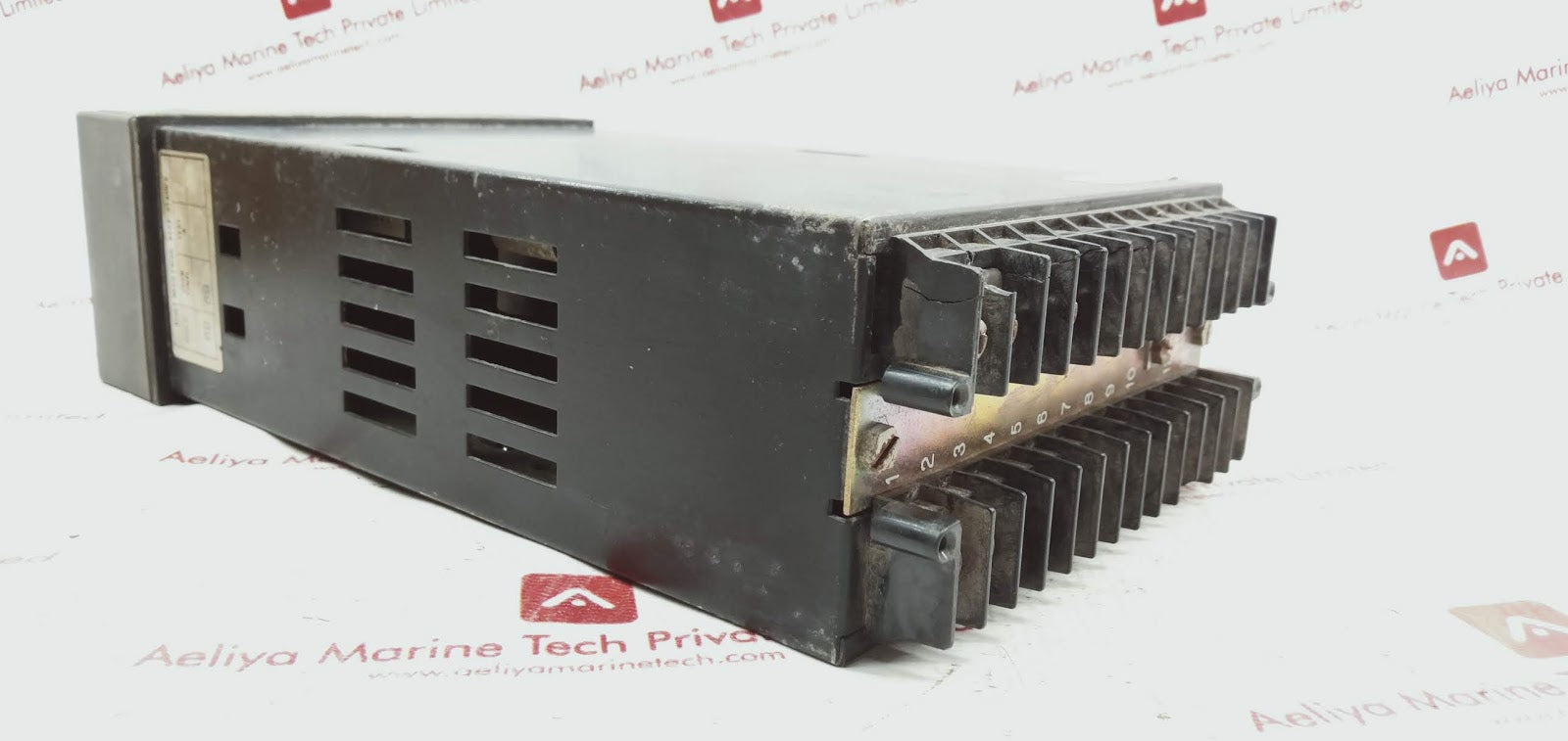 HONEYWELL UDC6300 DIGITAL PROCESS CONTROLLER