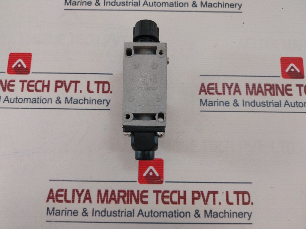 Jaibalaji Bc 9 Limit Switch Jlsl1