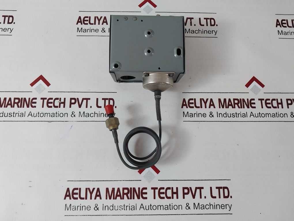Johnson Controls P70Ab-2C Low Side Pressure Control