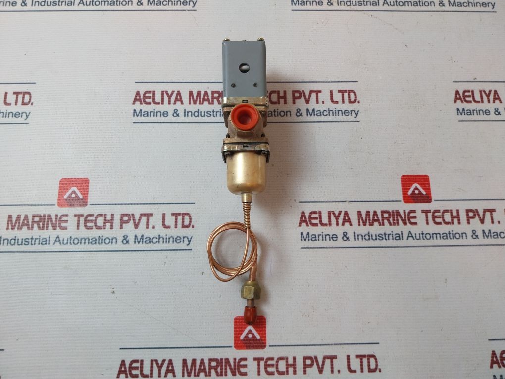Johnson Controls V46Aa-33 Water Valve