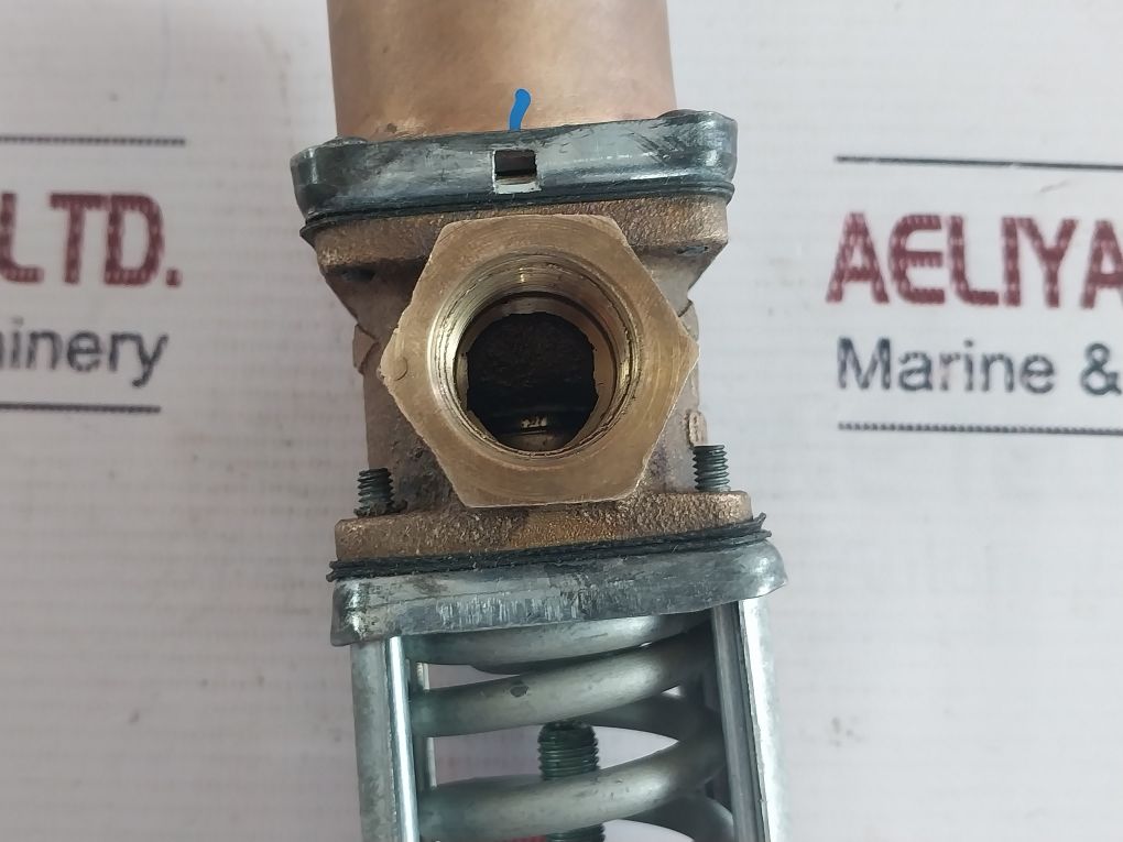 Johnson Controls V46Ab-17 Water Regulator Valve