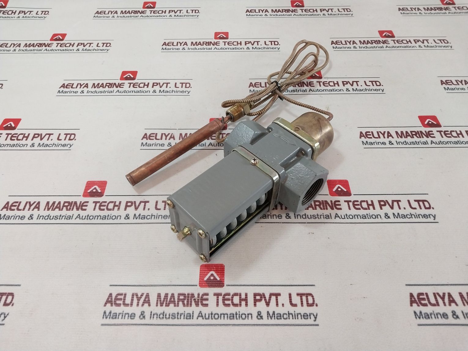 Johnson Controls V47Ae-2 Temperature Actuated Valve 115-180F