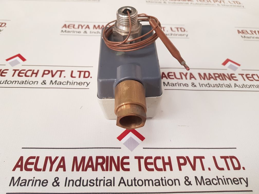 Jumo Athf-se-2 Temperature Controller 68.262-f04-s3