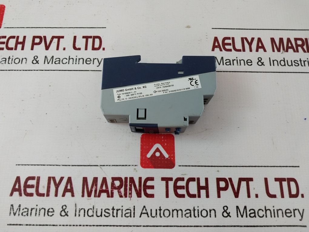 Jumo 701050/811-31 Digital Thermostat