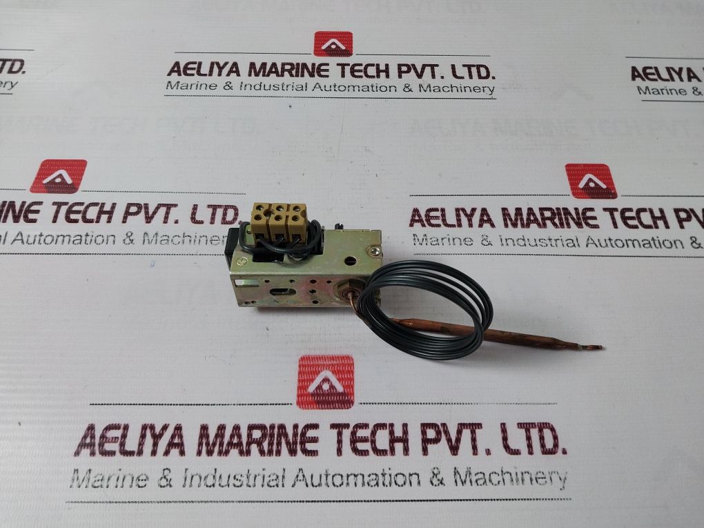 Jumo Ath-se-70 Temperature Controller 10A 250 Vac