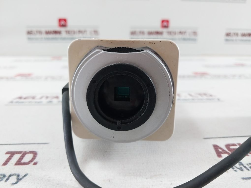 Jvc Tk-c9200U Color Video Camera Tv Lens F1.2/ 4Mm