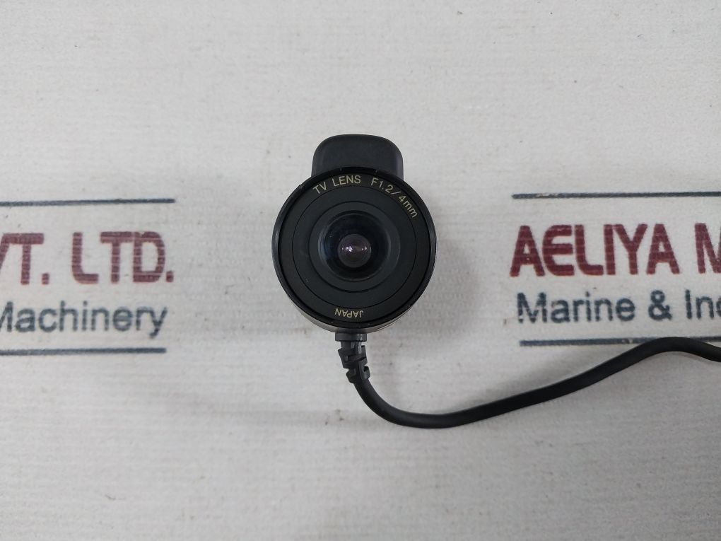 Jvc Tk-c9200U Color Video Camera Tv Lens F1.2/ 4Mm
