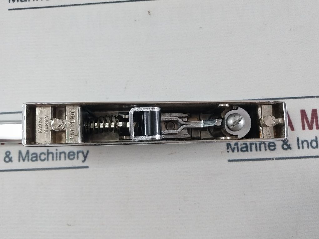 Kason 174-4 Latch Straight Handle With Lock 174-4
