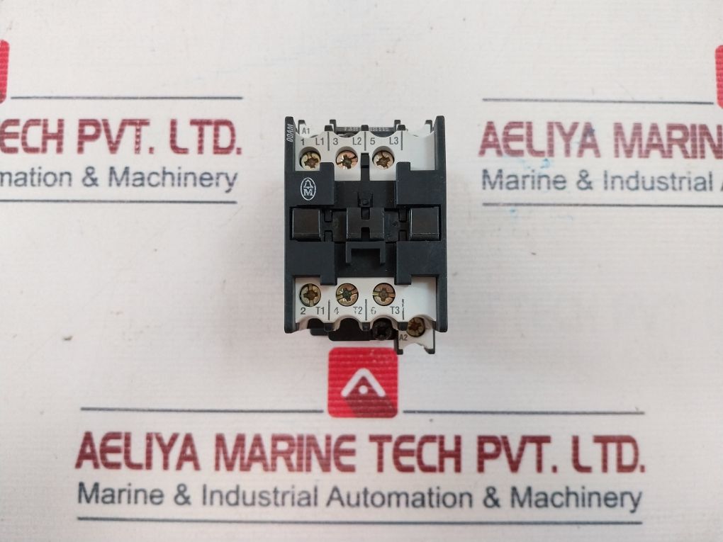 Klöckner Moeller Dil 00Am Contactor 250V Dc