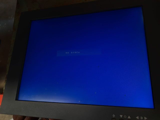 Kme 19Lm151A71Un/1 Display 12V Dc(Not Working)