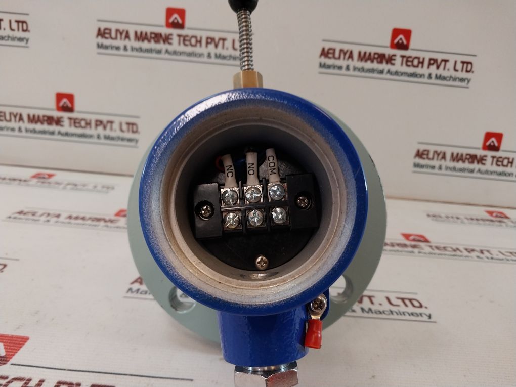 Korea Instrument & Precision Km-122H-2T Float Type Level Switch