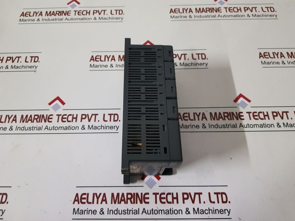Koyo Direct Logic 205 D2-04B,Dl230 Cpu,D2-16Nd3-2,D2-16Td1-2,F2-04Ad-1 Module