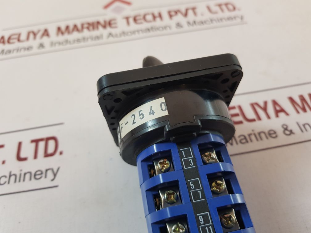 Kraus & naimer c18 cam switch f-2540