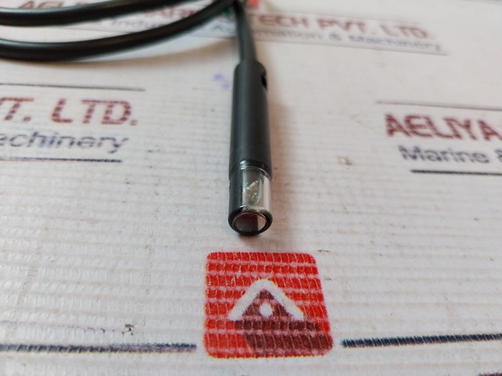 Landis & Gyr Qrb1 A-a070B70A Flame Sensor With Cable 01 09