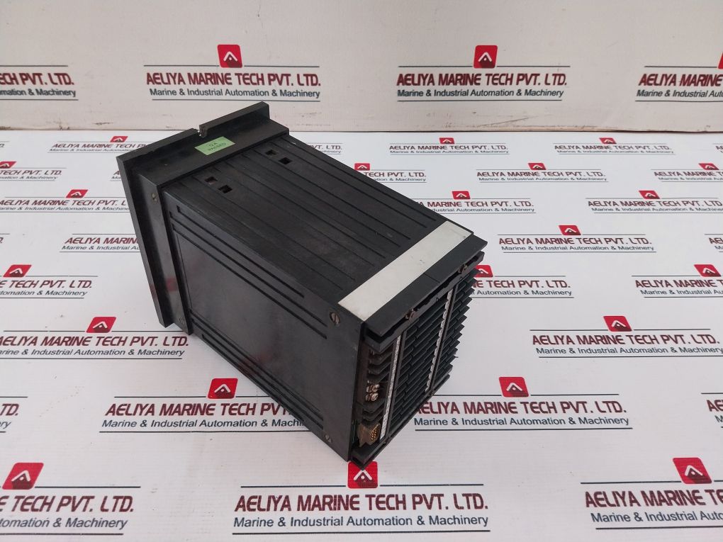 Larsen & Toubro Er300N Electronic Trivector Meter 50000 Unit