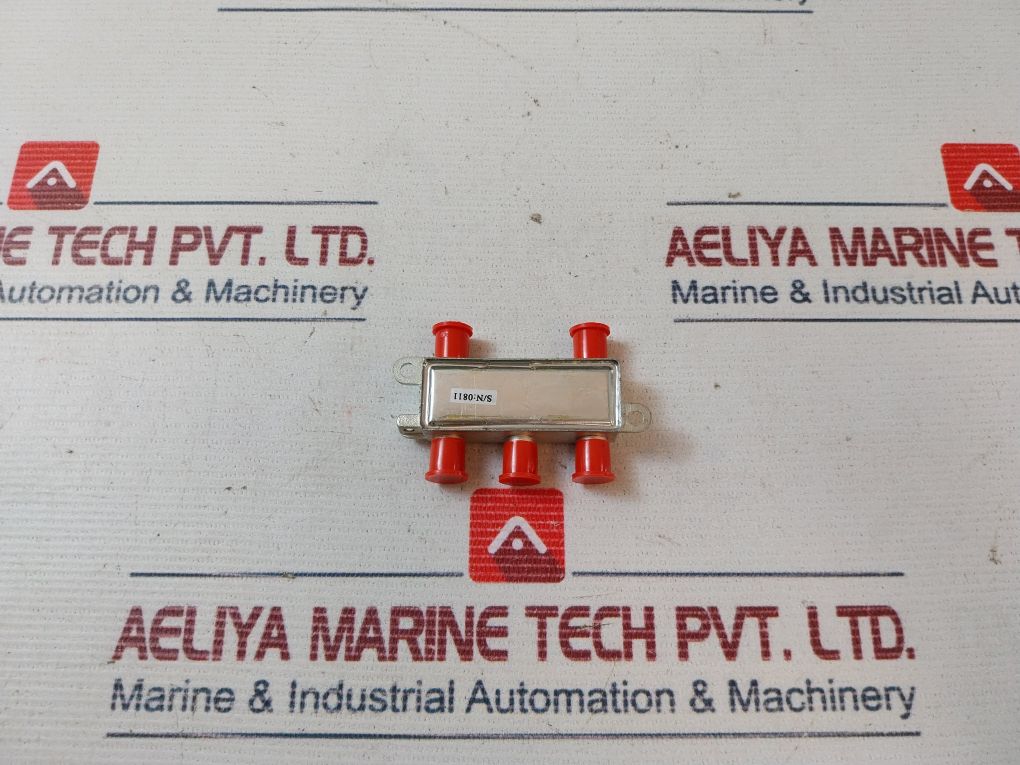 Legrand 073982 4-way Splitter