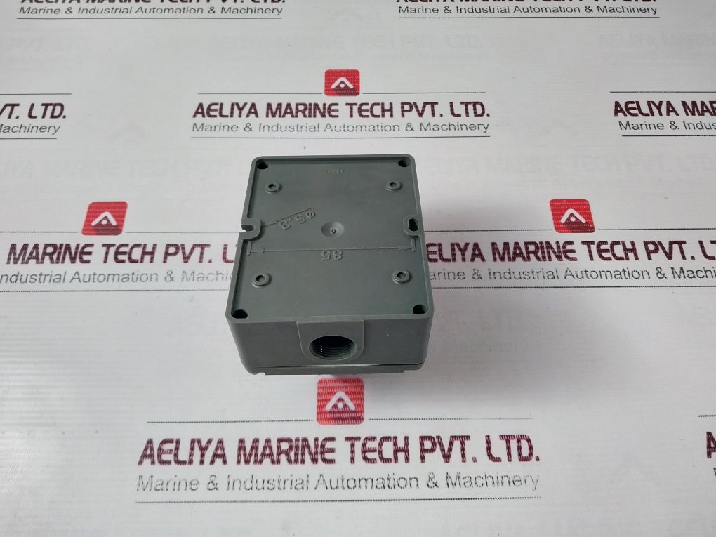 Legrand Hypra 3P+ 16A