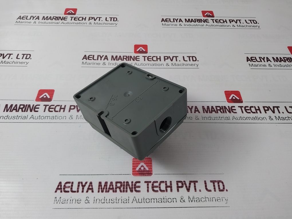 Legrand Hypra 3P+ 16A