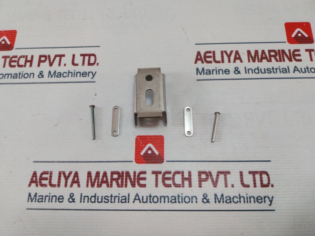 Lot Of 12X Aqua Signal 8010007400 Clamp