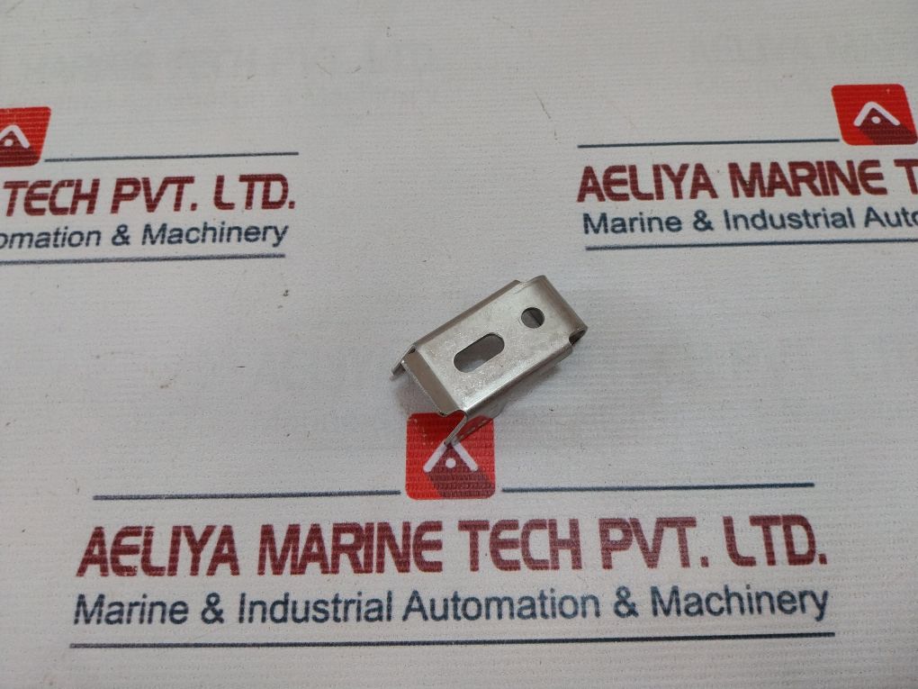Lot Of 12X Aqua Signal 8010007400 Clamp