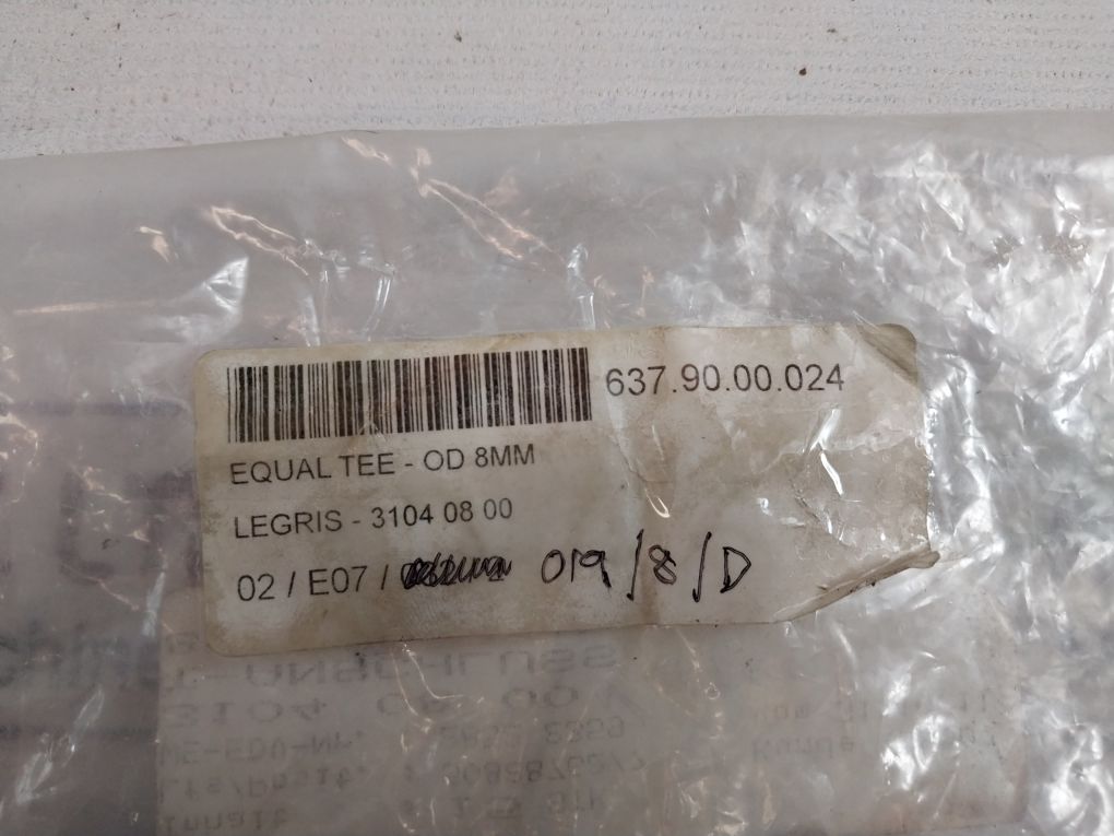 Lot Of 12X Legris 3104 08 00 T Connectors