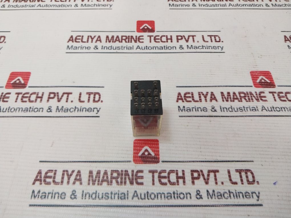 Lot Of 2X Omron My4N Power Relay 100/110Vac 5A 250Vac