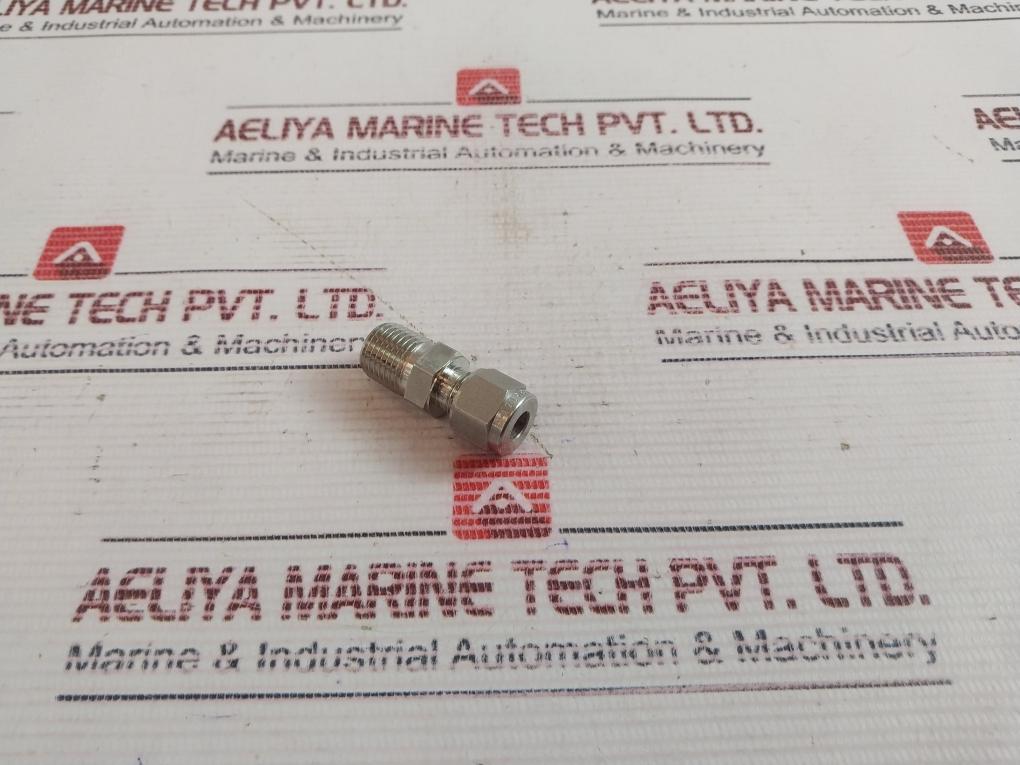 Lot Of 2X Swagelok 316 Tuv 278/03 Pipe Fitting A300186-6