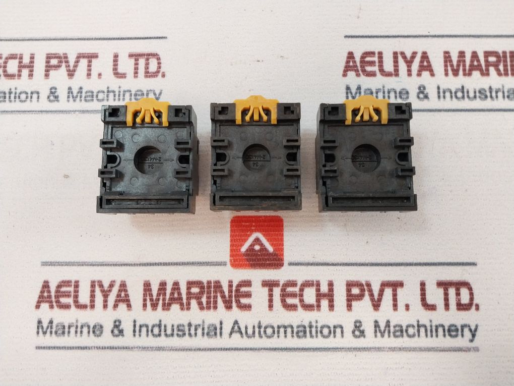 Lot Of 3X Xinling Pf113A Relay Socket