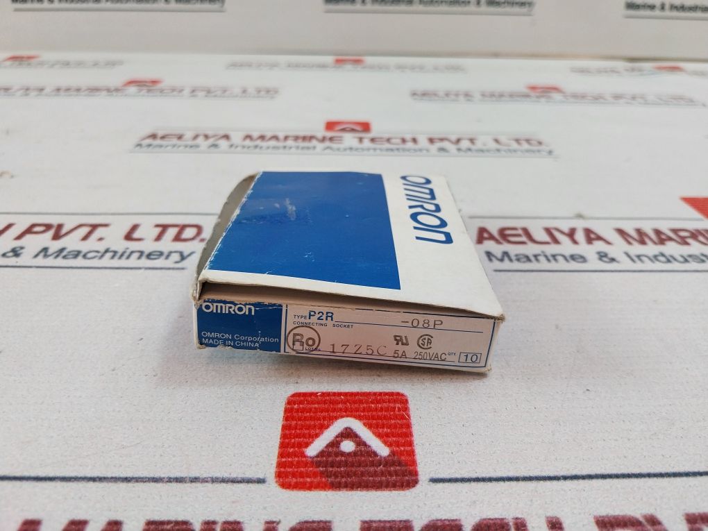 Lot of 7x Omron P2R-08P Relay Socket 5A 250 Vac