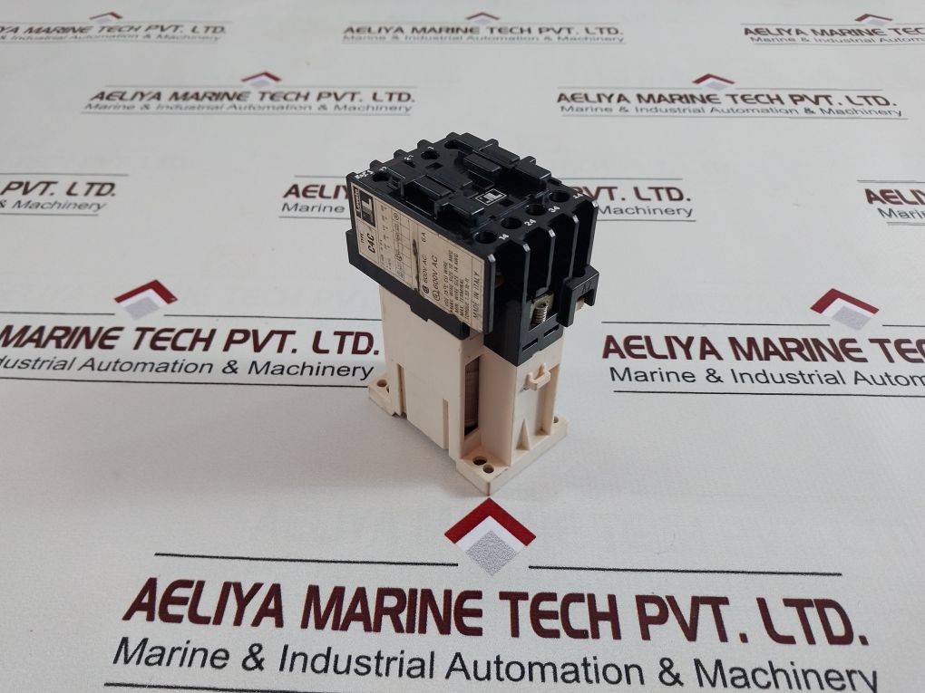 Lovato C4C Contactor 600V Ac 6A