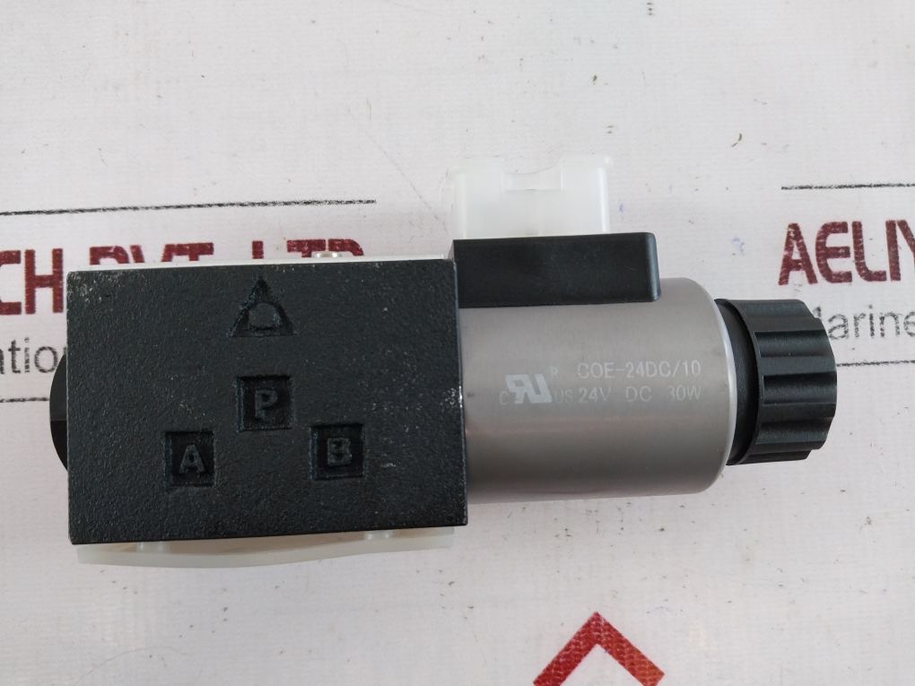 Man 5982848-6 Solenoid Valve With Rexroth R901017027 Plug Connector