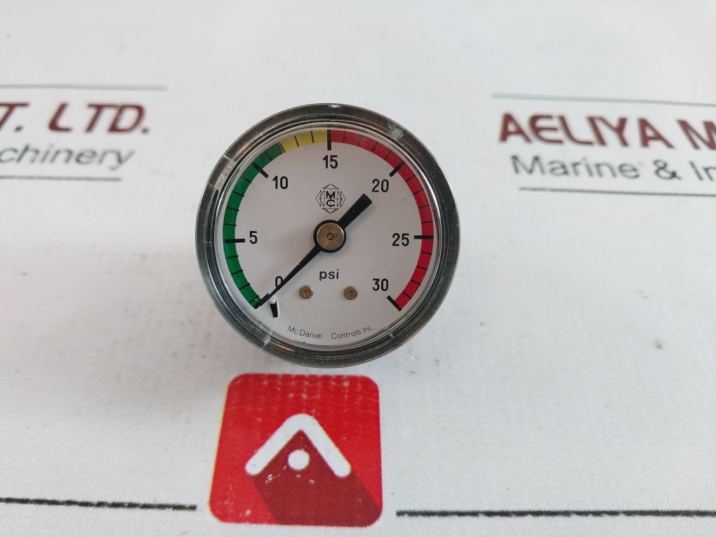 Mcdaniel Controls R8Bl 934238 Pressure Gauge 0-30 Psi