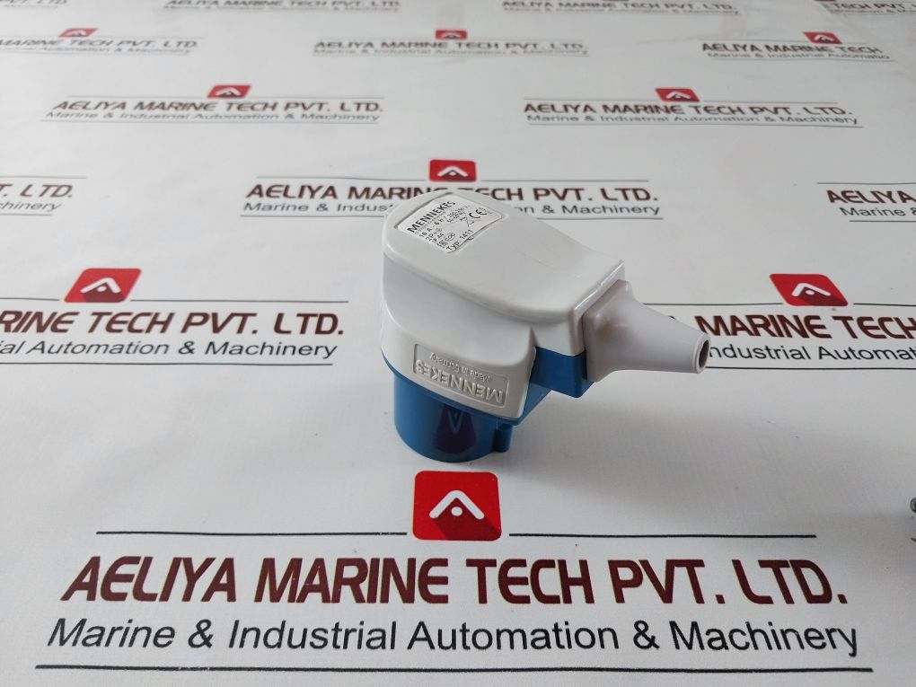 Mennekes 1411 Industrial Power Plug 200-250V~