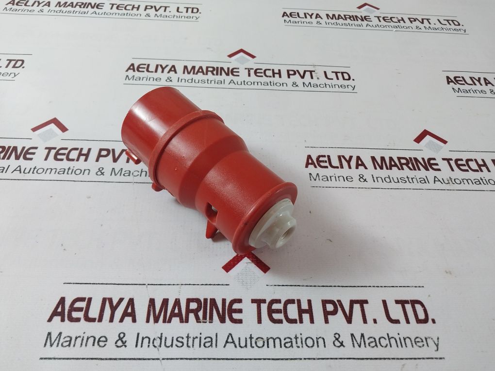 Mennekes 16A-6H Plug Connector