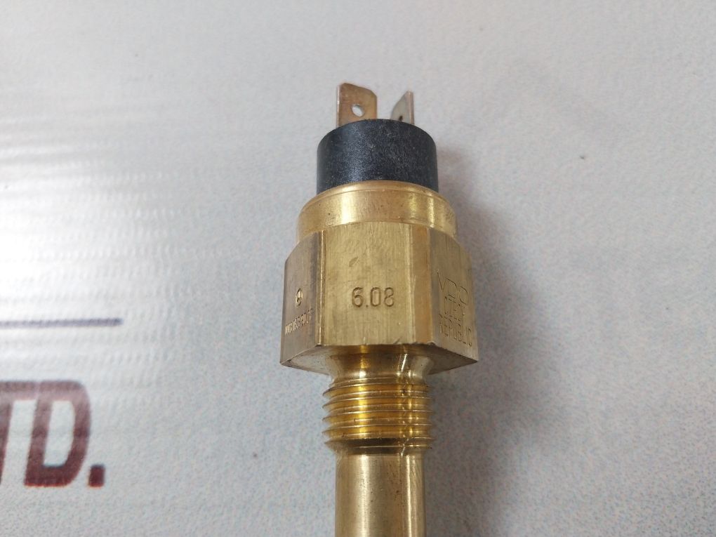 Mercedes 003 153 90 28 Temperature Sensor 6-24V