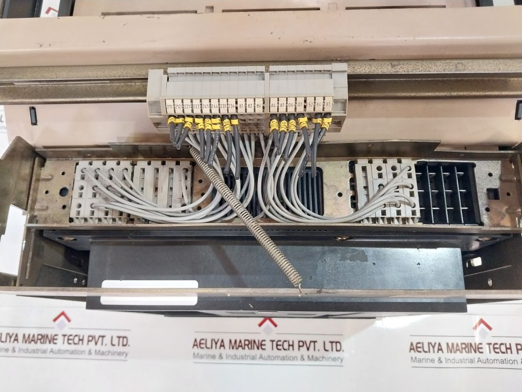 Merlin Gerin Masterpact M16 Ni Frame Circuit Breaker 690V 50/60Hz