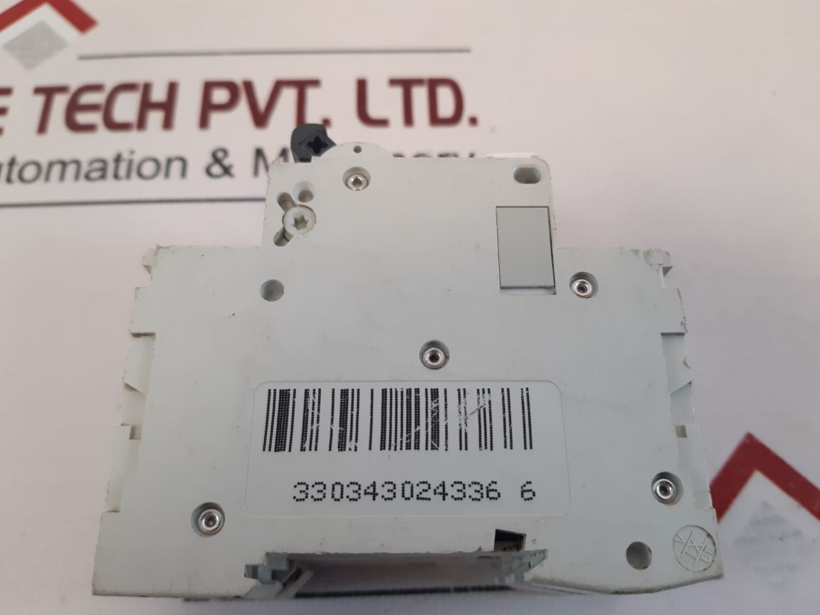 Merlin Gerin Multi9 C60N C10 Circuit Breaker 400V~