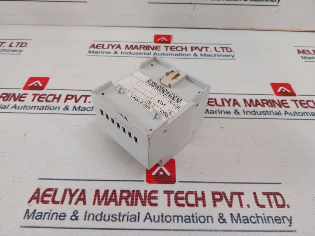 Merlin Gerin Em9 Vigilohm Isolated Control Relay