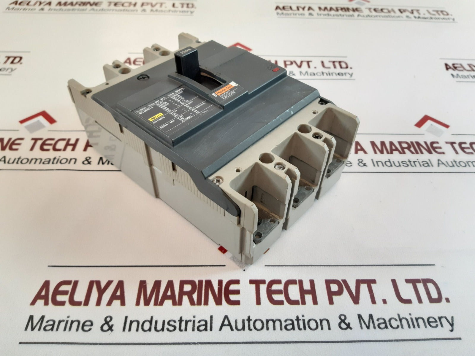 Merlin Gerin Ezc250N Easy Pact 250 Circuit Breaker