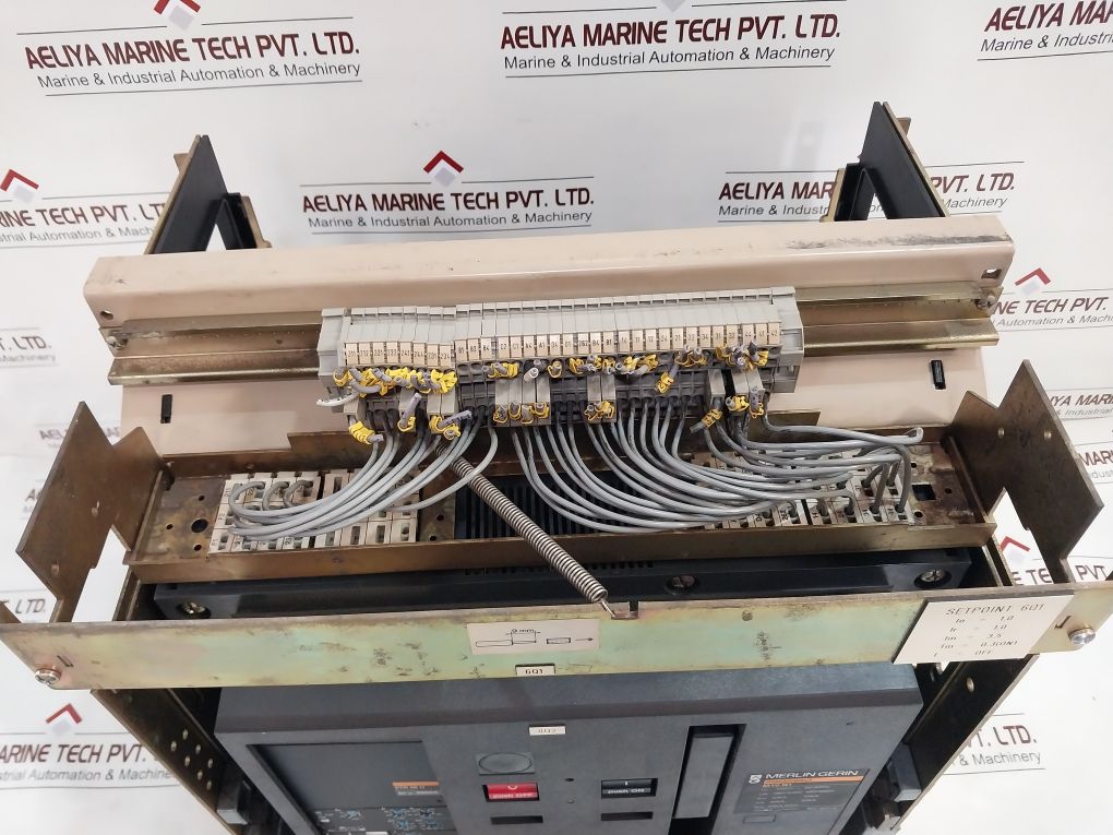 Merlin Gerin M10 N1
