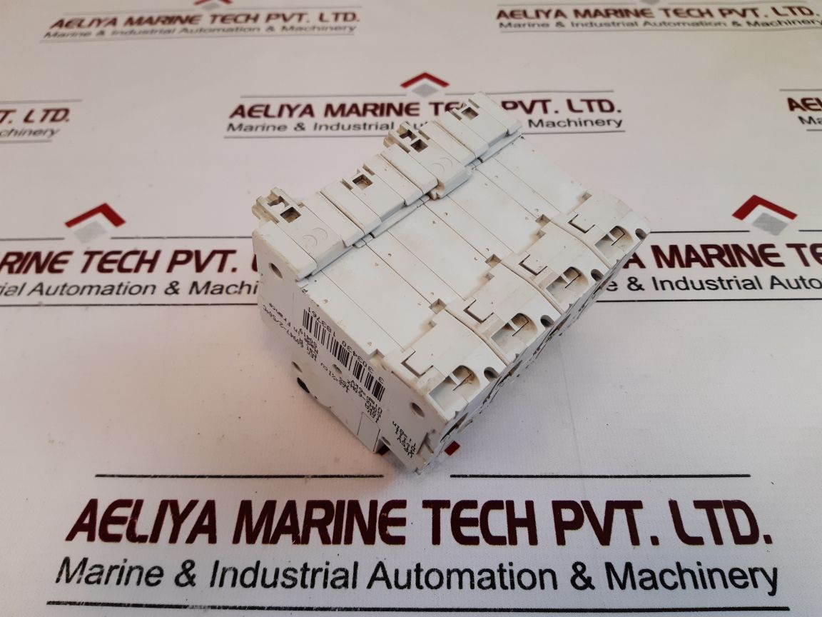 Merlin Gerin Multi9 C120N C125 Circuit Breaker