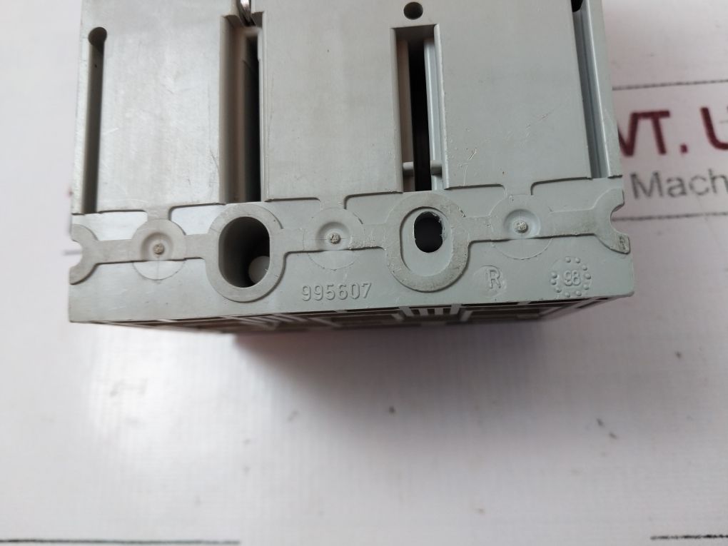 Merlin Gerin Ns80H-ma Circuit Breaker