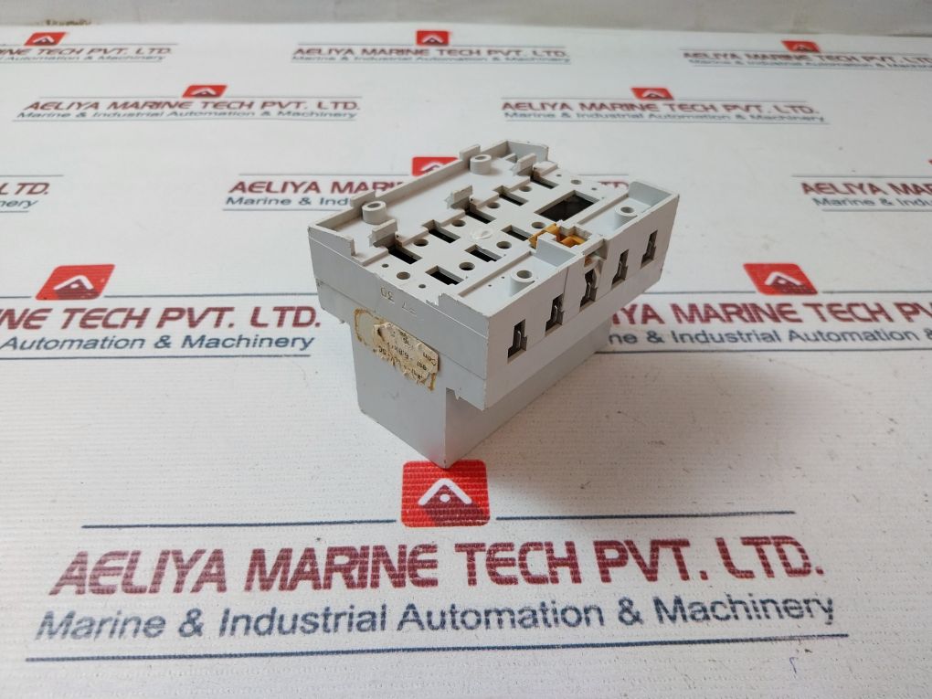 Merlin Gerin Tr9 Insulation Controller