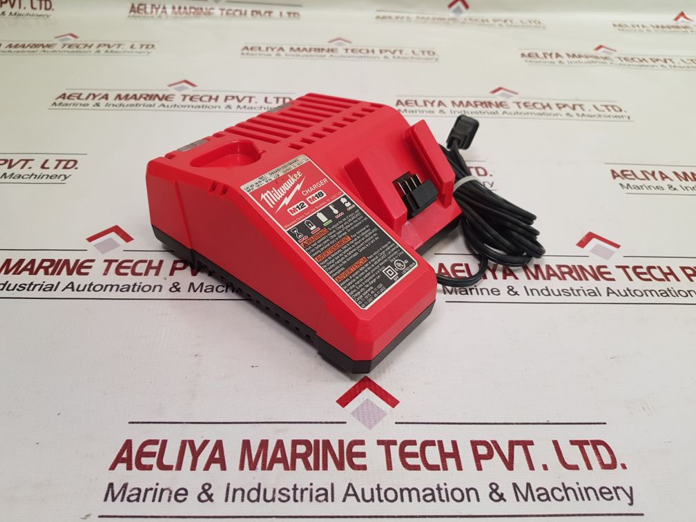 Milwaukee 48-59-1812 Battery Charger
