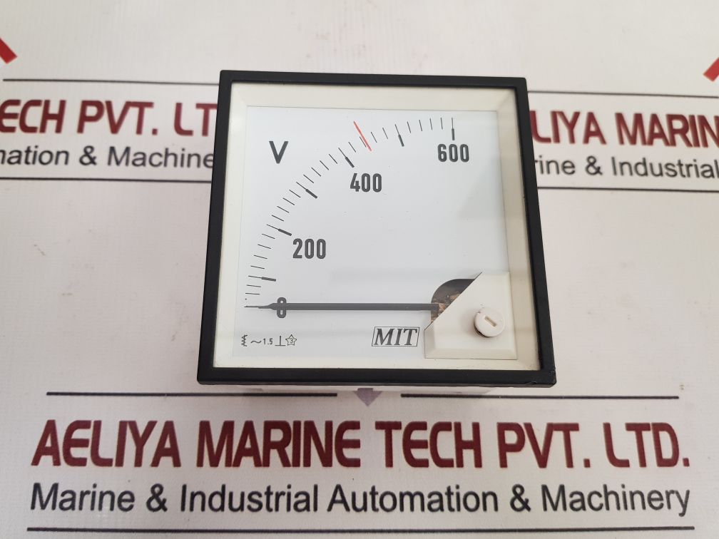 Mit 0-600V Ammeter